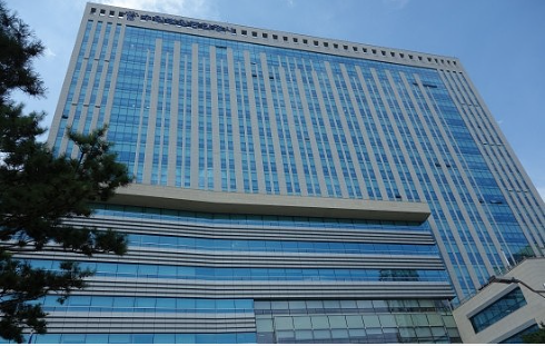  안산 다세대주택에 불을 질러 40대 부부를 사상자를 만든 50대 방화범은 항소를 했지만 징역8년