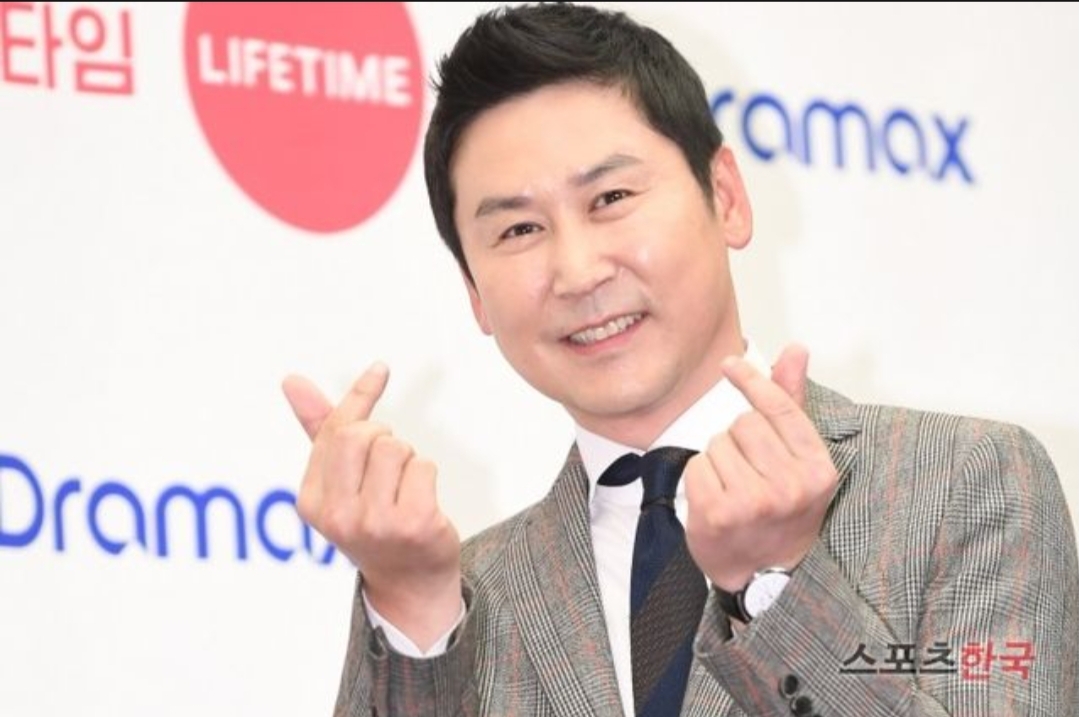  '동물농장 아저씨'가 日 AV 배우 인터뷰?…"신동엽 하차하라" 시청자 게시판 '시끌'