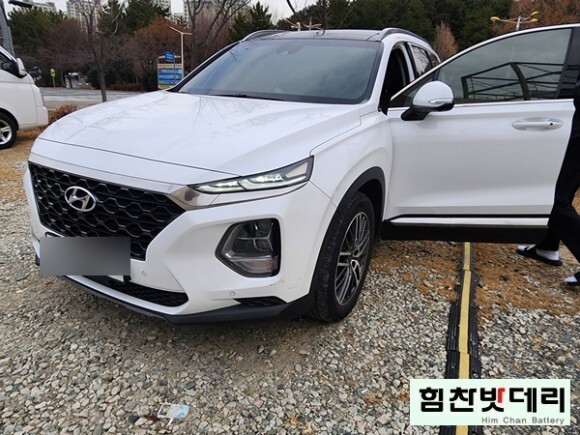  [힘찬밧데리 창원점] 창원밧데리 창원 외동 싼타페 TM 자동차 배터리 전문점 힘찬배터리 로케트 AGM 95 배터리 적용 창원 마산 진해 수입차 국산차 배터리 전문점