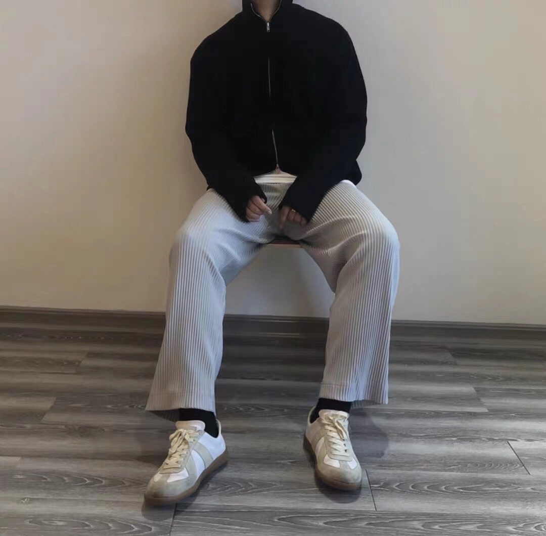  [MAISON MARGIELA] 메종 마르지엘라 로고 니트 집업