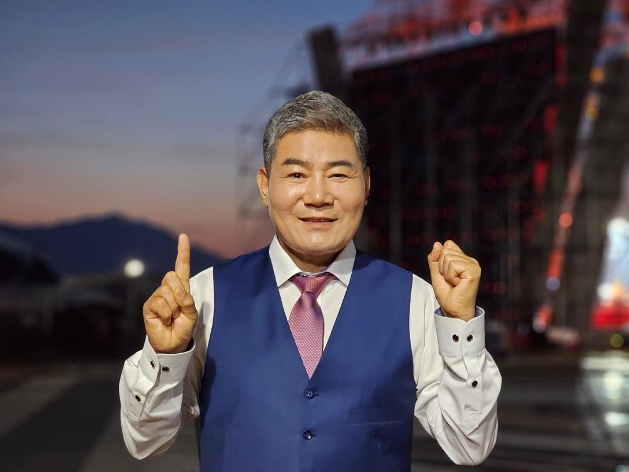 가수-진성