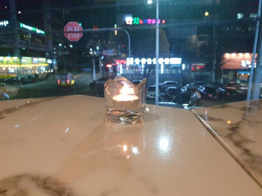  시청앞 이층집 ㅡ 구미 LP레코드 음악감상 술집