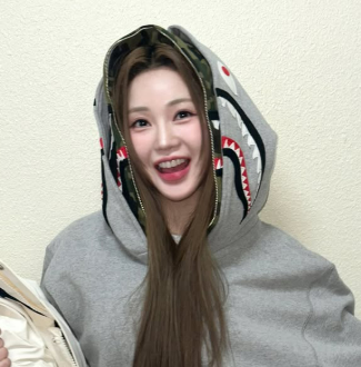 가수 홍지윤