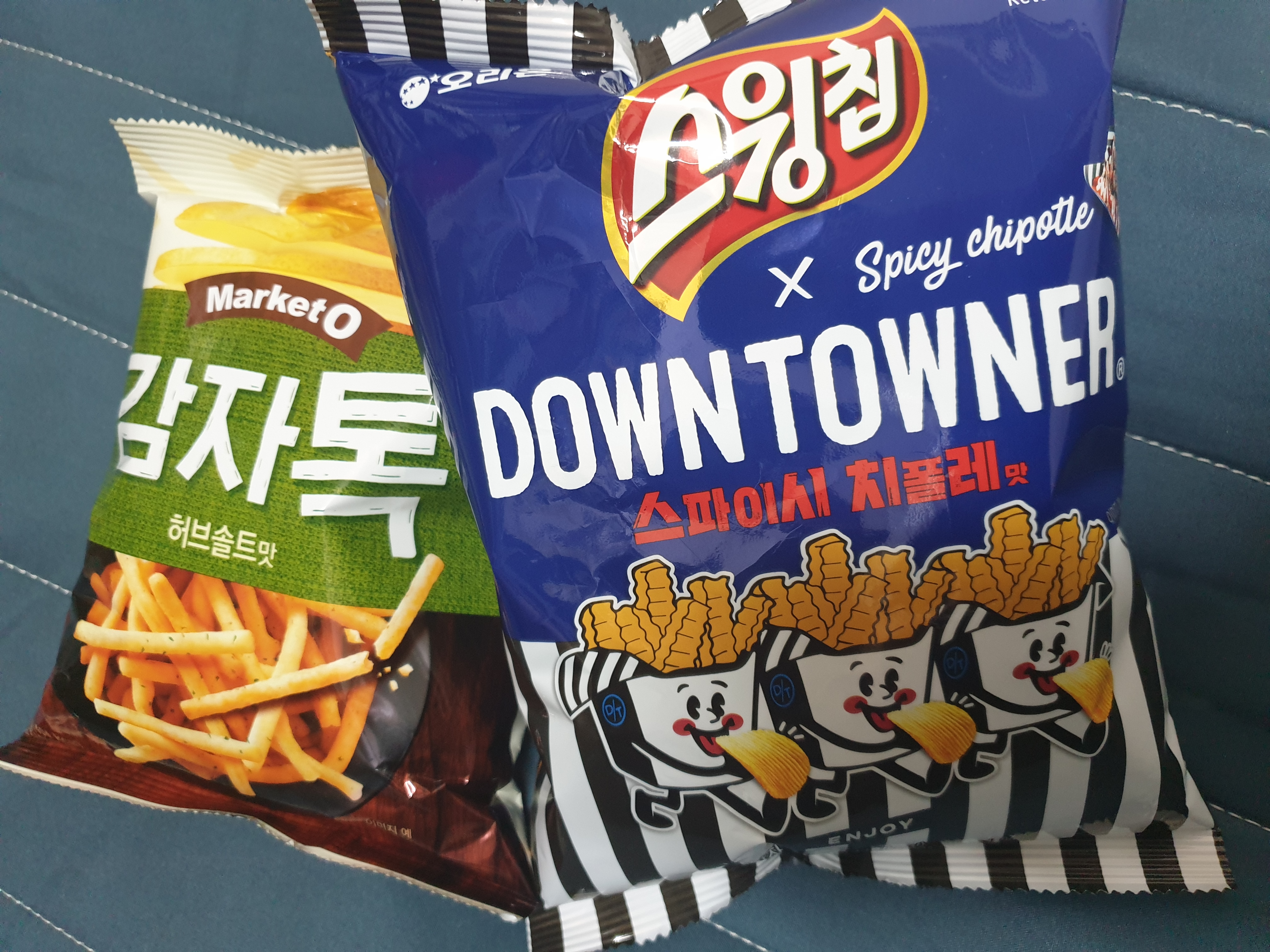  [신상과자리뷰] 다운타우너 X 스윙칩 '스파이시 치폴레맛'_ 마켓오 감자톡