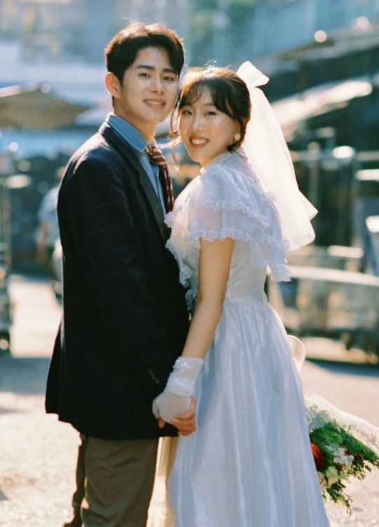 엔조이 커플 결혼