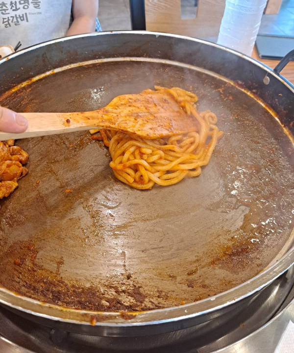 2차 우동사리 볶는중