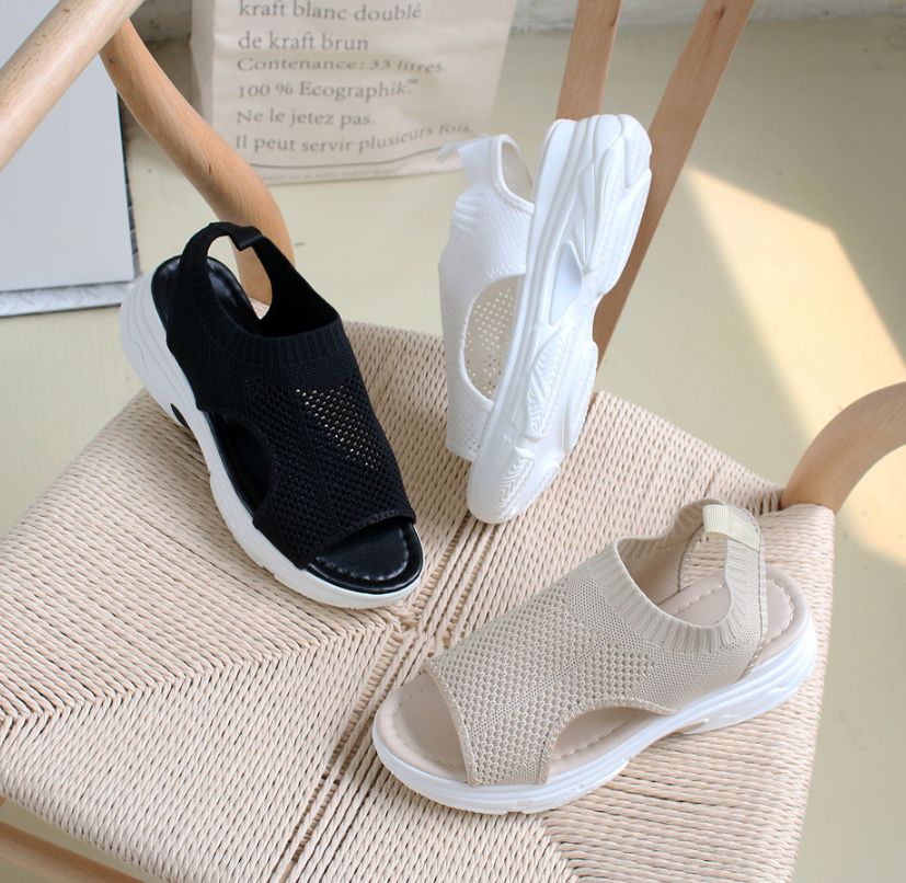 발이 편안한 패브릭 짜임 4.5cm 스니커즈샌들