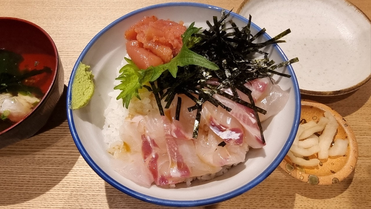 멘타이동
도미 명란 덮밥