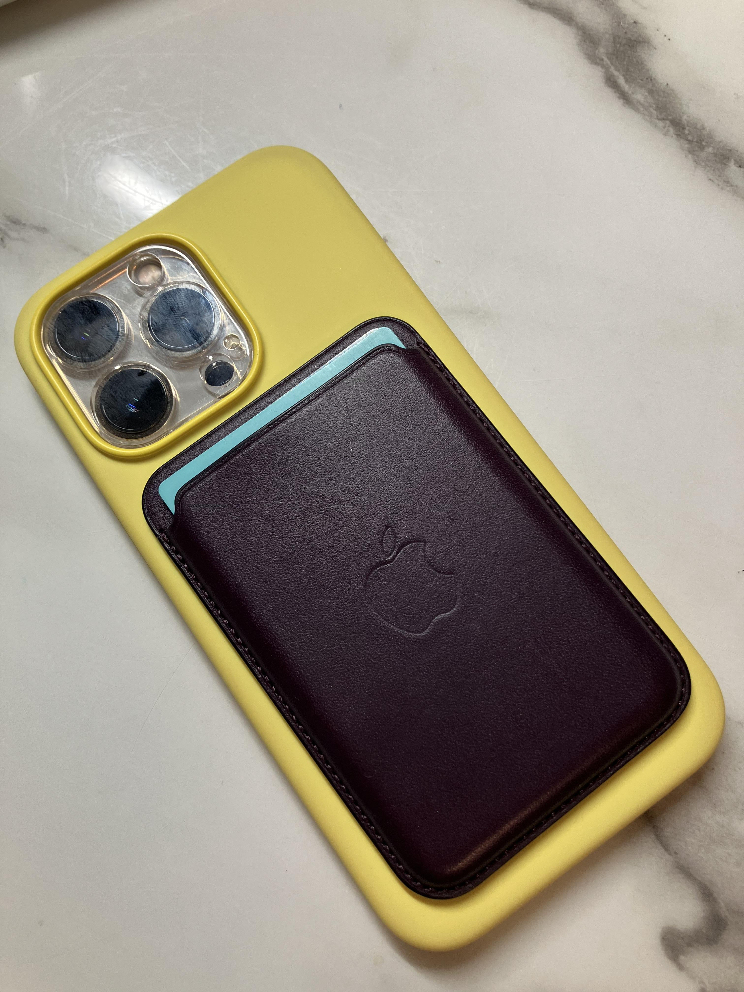 iPhone MagSafe 실리콘 케이스 Lemon Zest