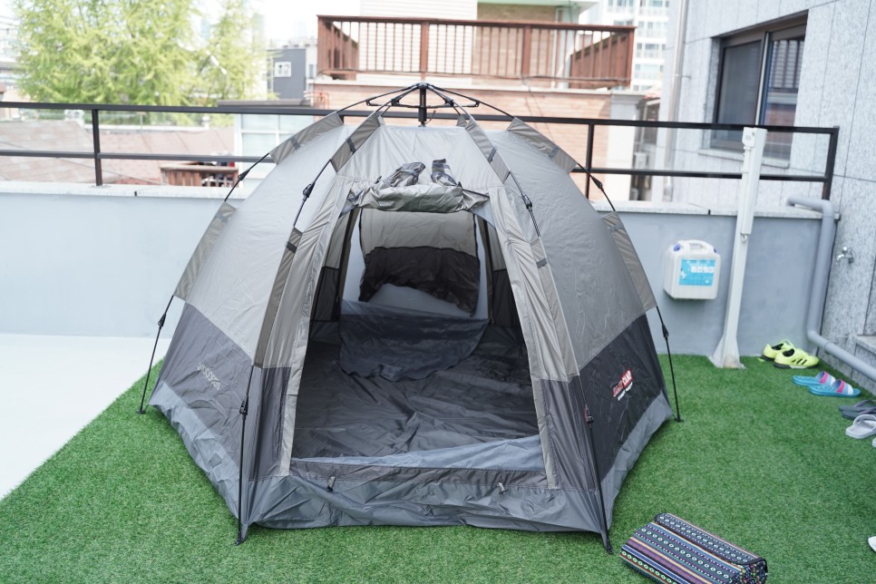 집에서도 자동텐트와 감성캠핑! 원터치텐트 패스트캠프 오토6 18