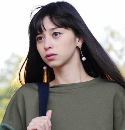 나가죠 아야미의 청순한 모습