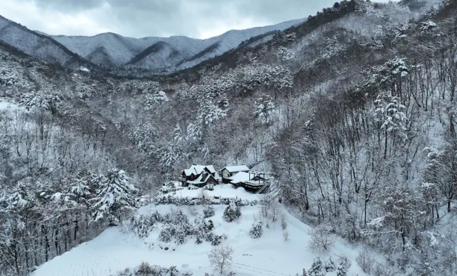 우리집 촬영지 눈밭 산