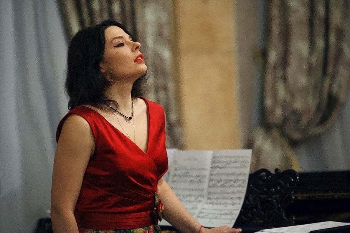 바흐 이탈리아 협주곡, 바흐/켐프 '시칠리아노', 바흐/그의 칸타타 '예수는 나의 ​​기쁨', 베토벤 피아노 소나타 31번, 슈베르트 '16개의 독일 무곡', 슈만 '사육제' : Ekaterina Mechettina 3