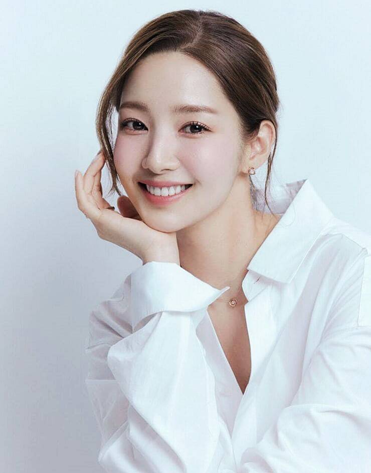 배우-박민영