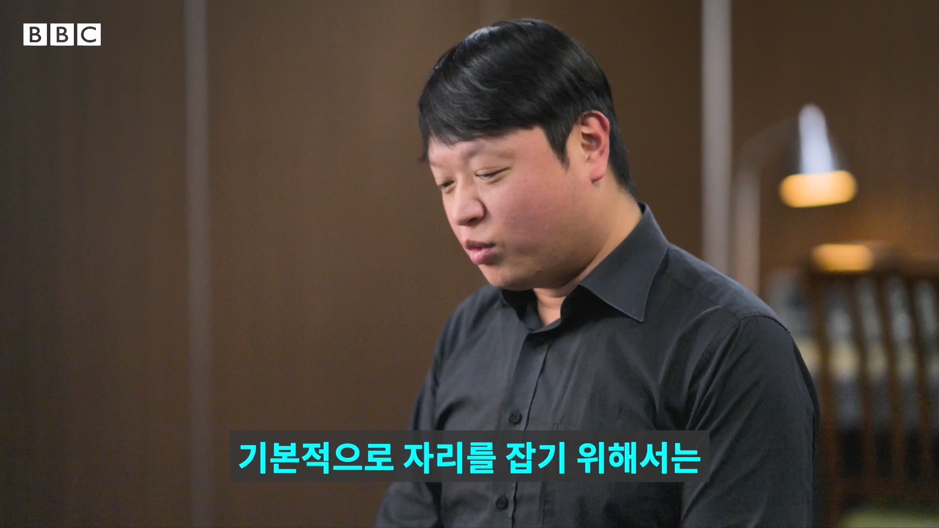 버닝썬 K팝 스타들의 비밀 대화방을 폭로한 여성들의 이야기- BBC News 코리아.mp4_20240522_195510.018.jpg