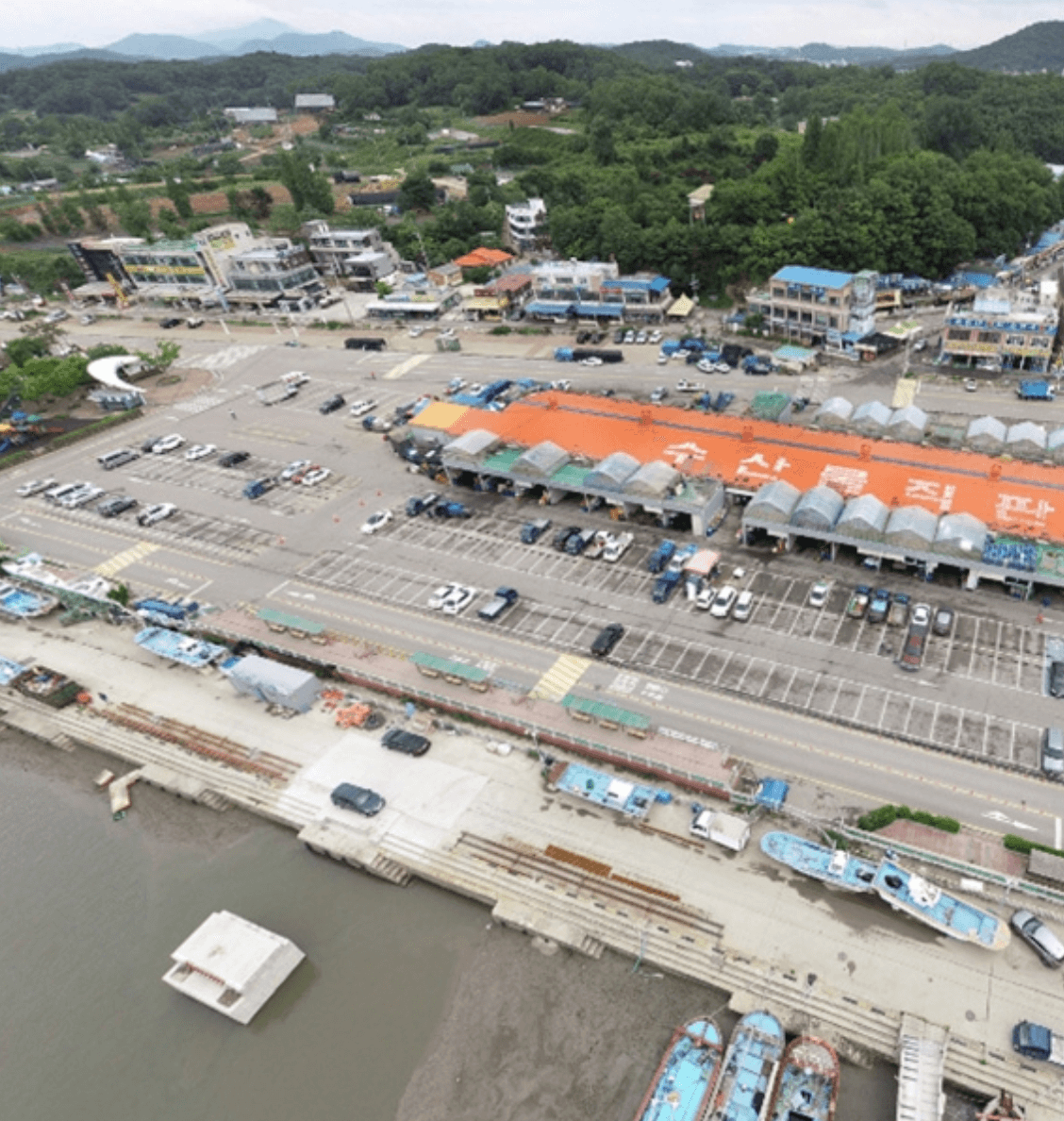 김포 대명항 수산물과 축제로 가득한 추천여행지 ⓒ한국관광공사