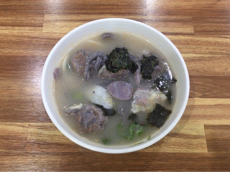  일석이조, 떡만둣국(Sliced Rice Cake and DumplingSoup)