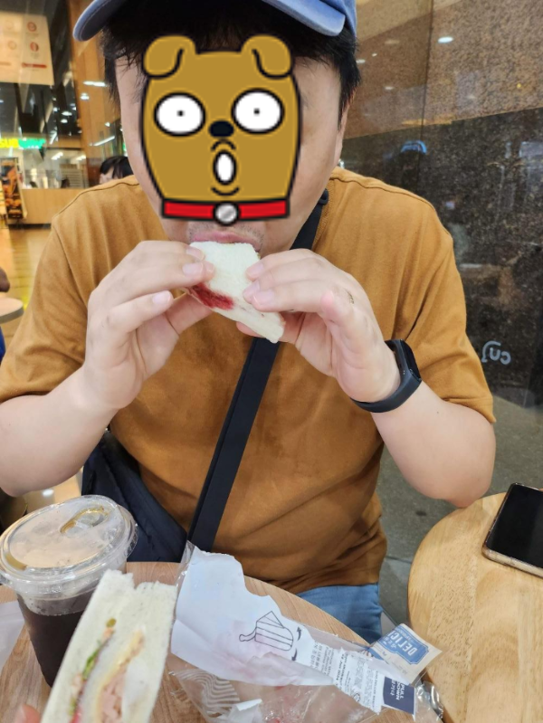 쿠알라룸푸르여행_편의점_인기가요샌드위치