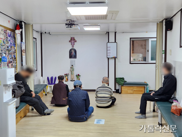 마구간 이미지