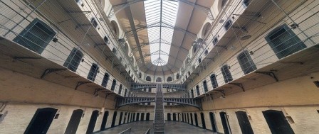 미국-교도소-사진