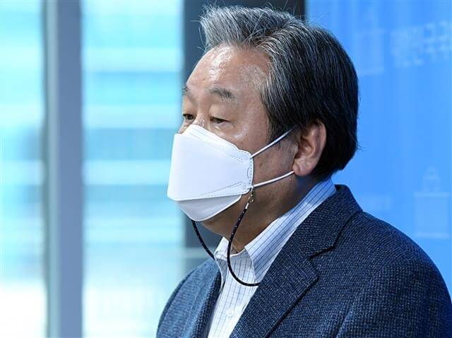  애들같은 장난질에 나라 개판 만들어 놓은 장본인...국민혐오 2위 등극...1위는?