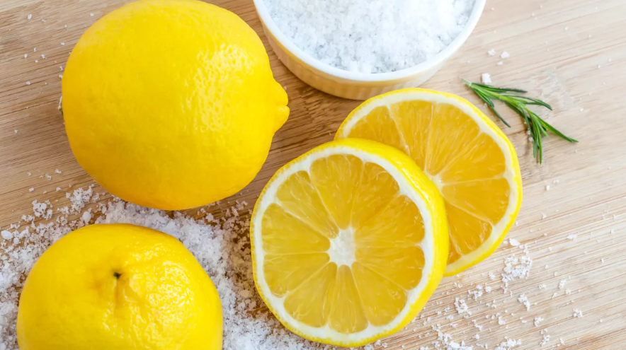 레몬과 소금(이미지 출처: 셔터스톡)