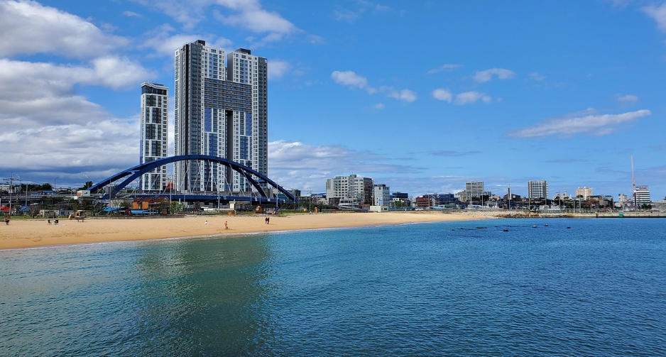 속초 해변 핫플 총정리! 지금 안 가면 후회할 여름 여행지 🌊
