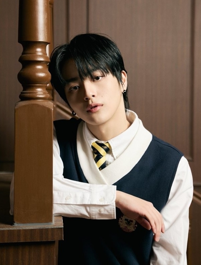 새 서바이벌 소년 판타지 언급 많은 4