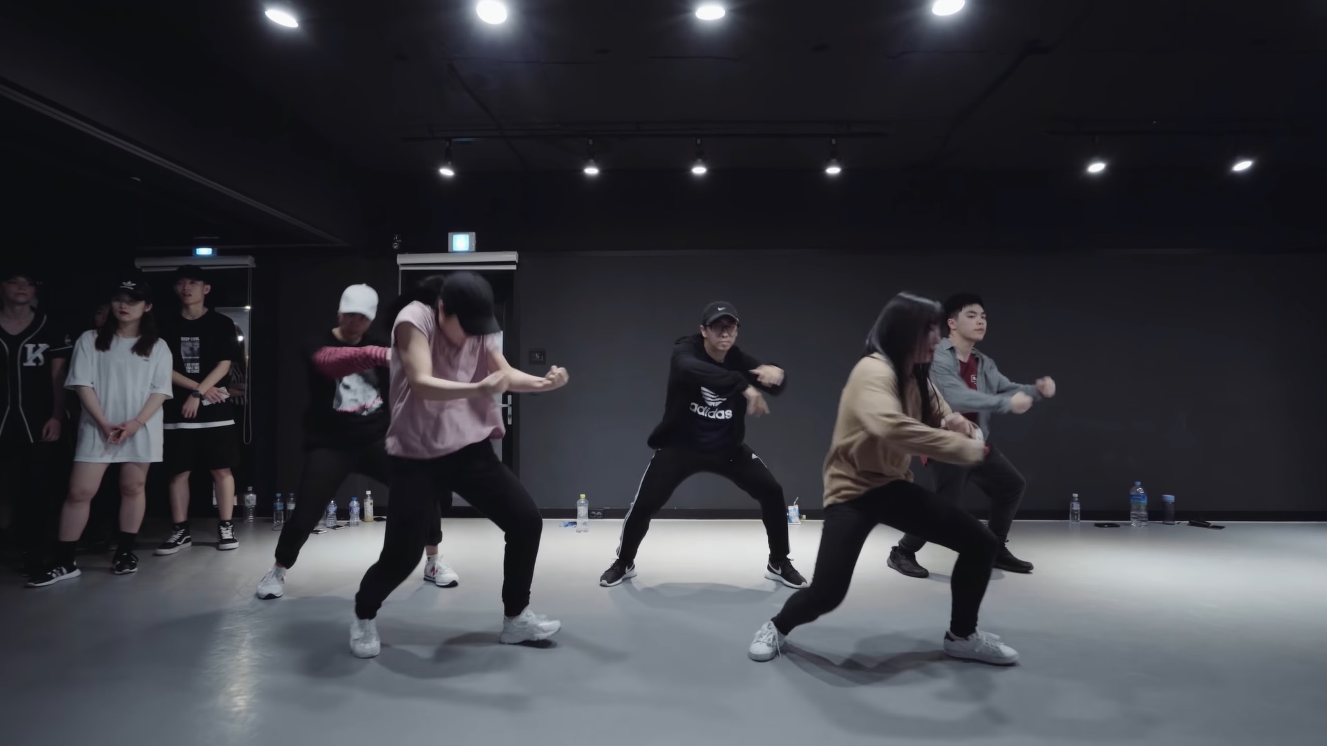 1MILLION Dance Studio] The Next Episode (San Holo Remix) - Dr.Dre / Jinwoo  Yoon Choreography