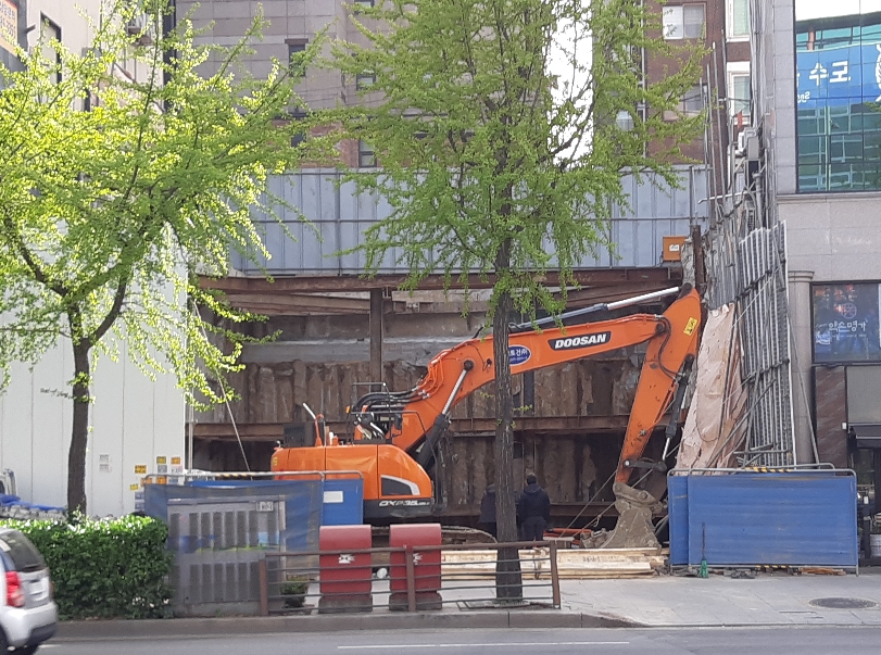  은평구 연신내역 인근 건물 공사 현장 사진 017(korean construction)