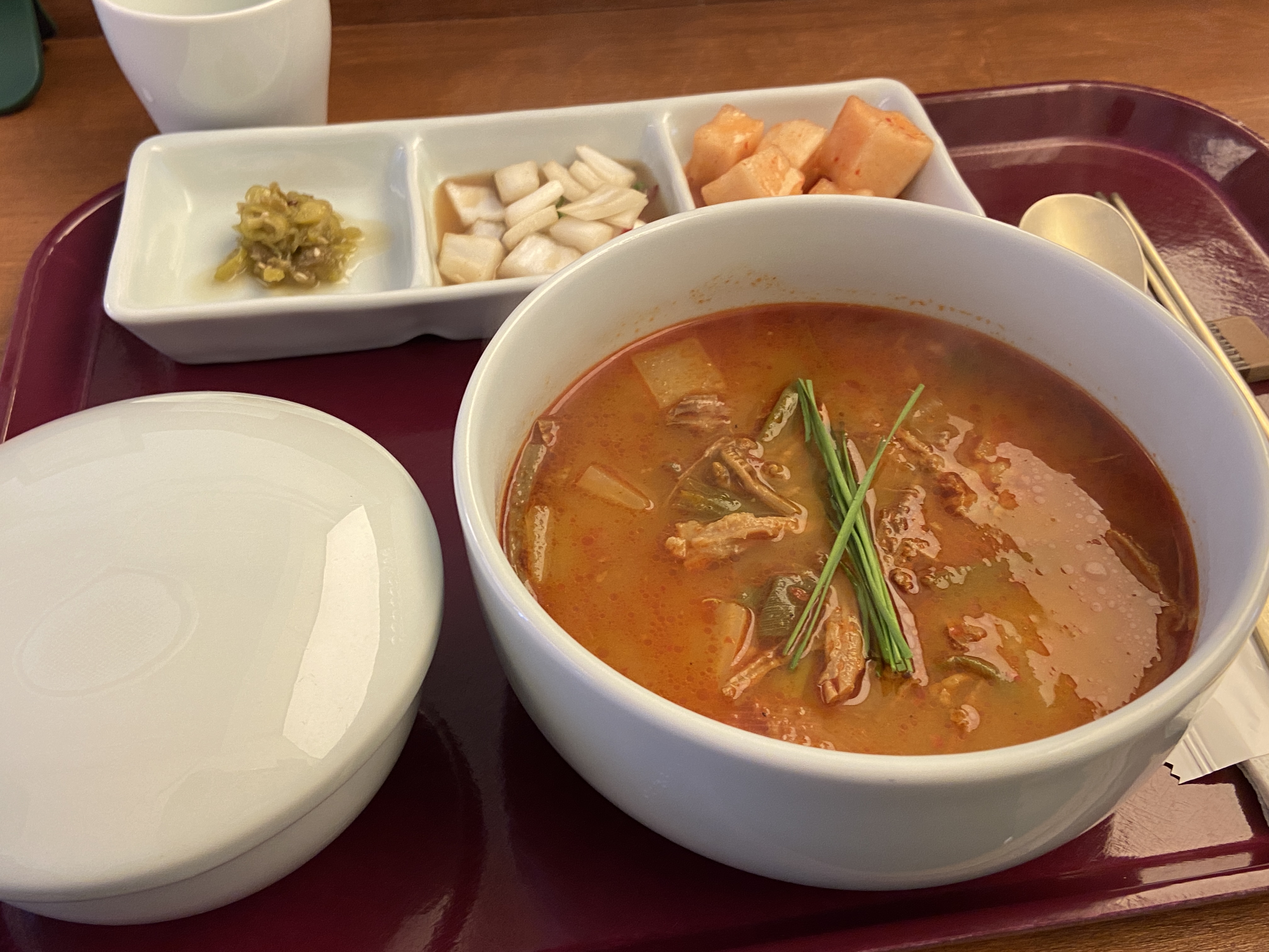  연남동 끝남동 우탕 육개장 갈비탕 맛집