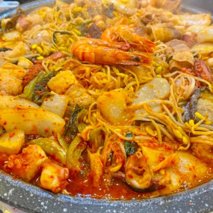 네모세모 전남 여수 맛집 이순신 돌문어 삼합 딱새우회 산낙지탕탕이 낭만 포차 맛있는 실내포차