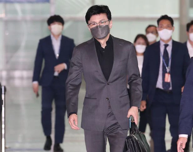  FBI 인사검증 보고 오겠다 미국 간 한동훈 FBI는 어떻게 하길래 첫 시험대 오른 인사정보관리단 객관성 확보가 관건 백악관하고만 소통 법무부 장관 인사 검증 내용 과정 일절 보고하지 않아
