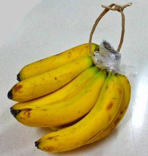 바나나-보관법-줄기부분-덮는다.