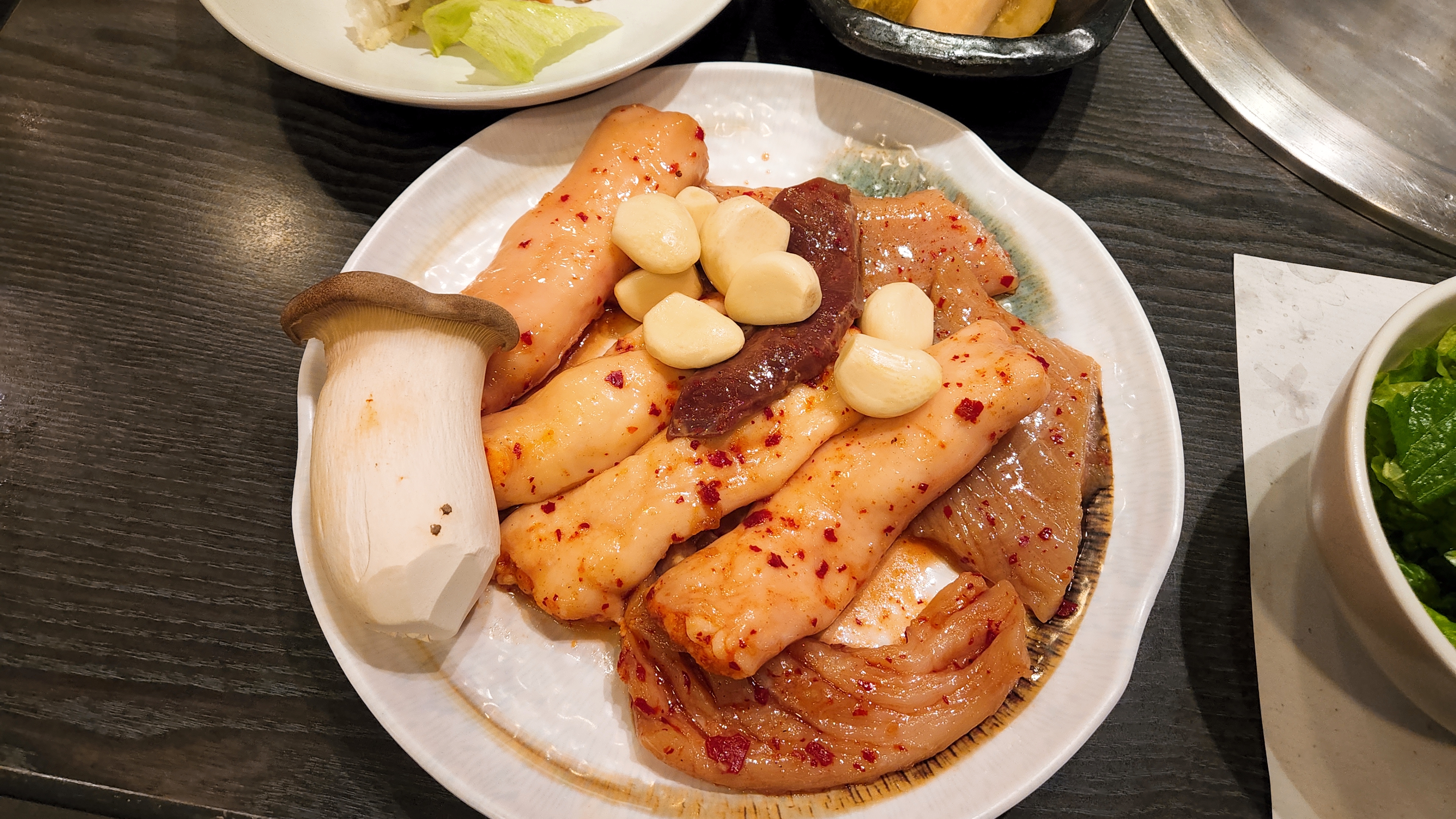  고급진 분위기의 특양과 대창구이 맛집 창원 외식 상남동 오발탄