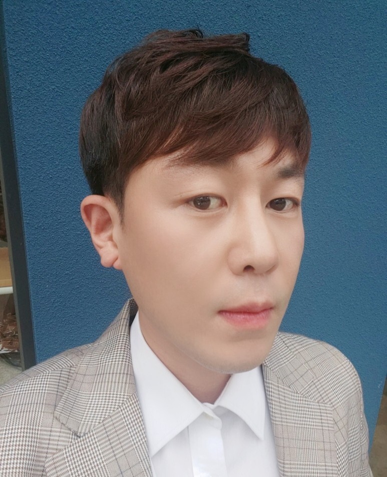  [남자 첫성형-코성형,팔자필러] 가수 "박군"님의 후배, 트로트가수 "금강"님의 잘생겨지기 프로젝트!! 홀리몰리~ -아름답tv-
