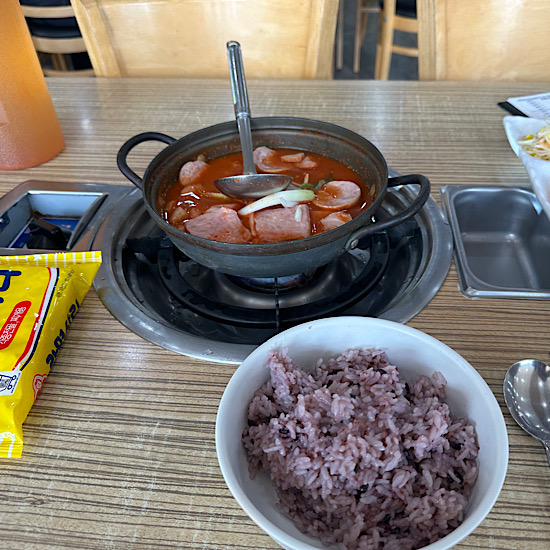  청천동 김치찌개 찐맛집! 청천통돼지김치찌개