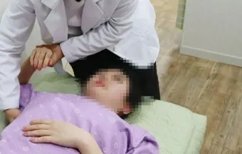 거북목 증상 치료법 스트레칭_18