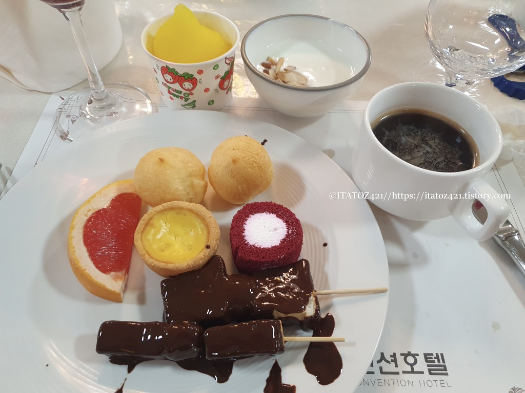 호텔 뷔페 디져트