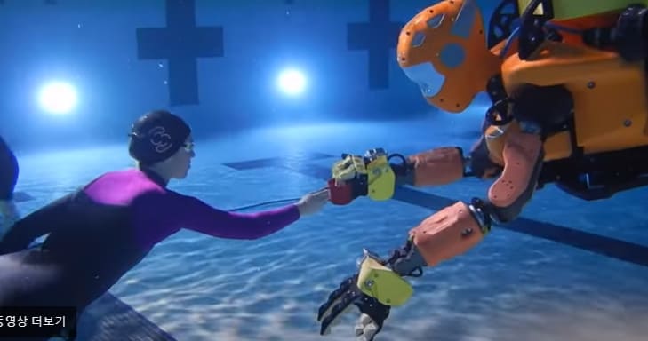 난파선 찾는 휴머노이드 로봇 VIDEO: OceanOneK&#44; Stanford’s underwater humanoid robot&#44; swims to new depths