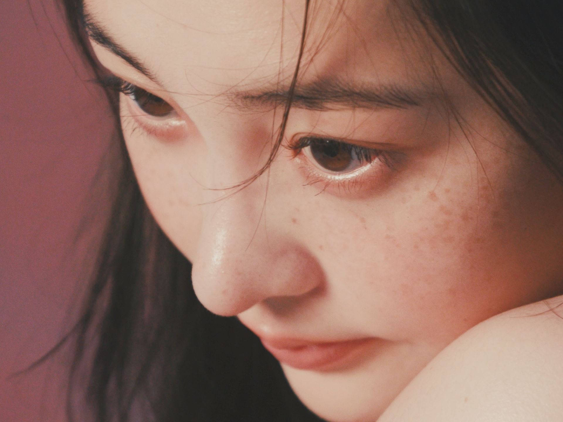 분위기 너무 달라서 못 알아봤다는 파친코2 선자 | 인스티즈