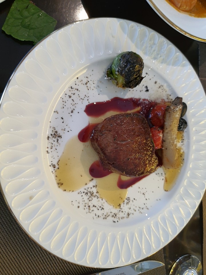  아델라 베일리(서울 부암동 맛집, 북악산 뷰)