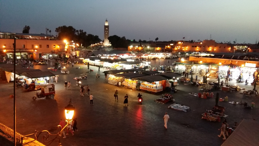 모로코-제마엘프나광장-저녁풍경