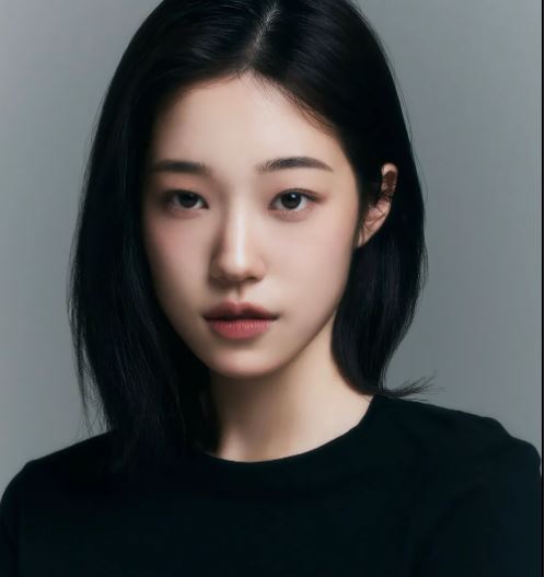  무명 없는 배우 노윤서, 신인이라곤 믿기지 않는 그녀의 매력(입꼬리, 지코, 사복, 갤러리)