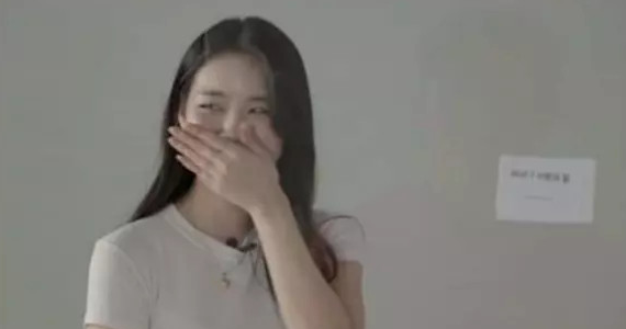  소개팅 나가서 한마디로 소개팅녀 웃기기