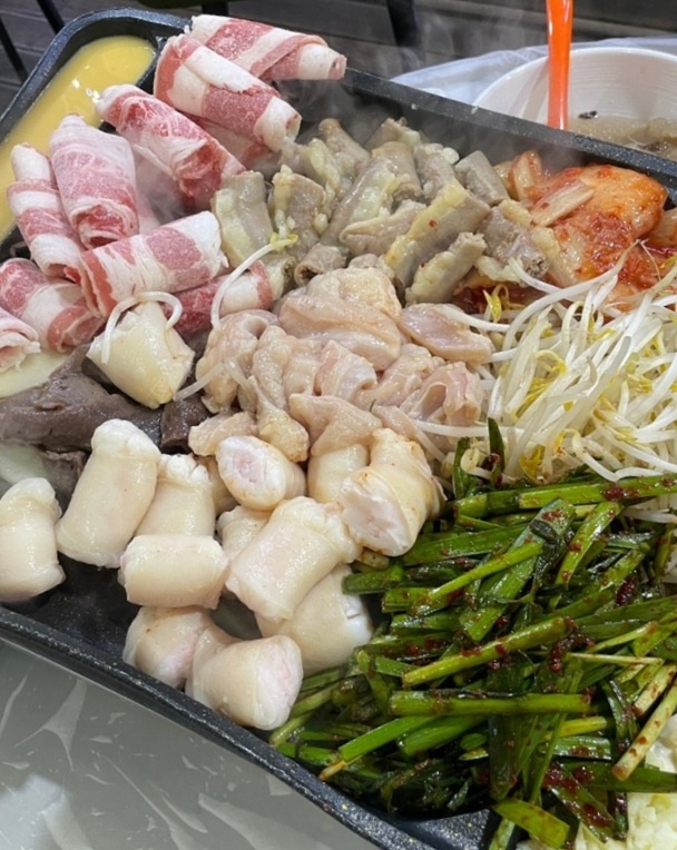 생방송투데이 인천 구월동 소곱창모둠구이 맛집(외국인의밥상)