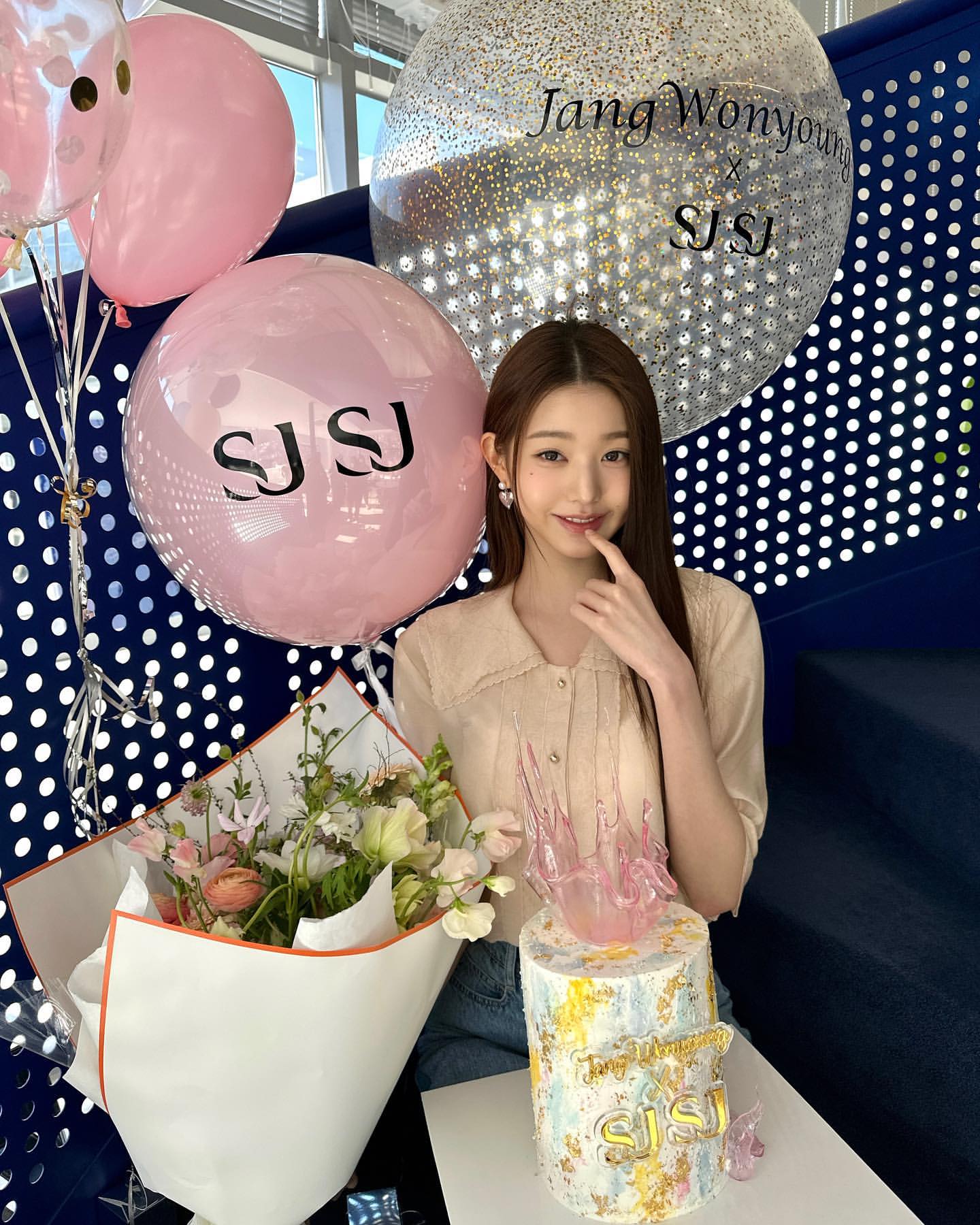  [장원영Jang wonyoung] 인스타 instagram 23.02