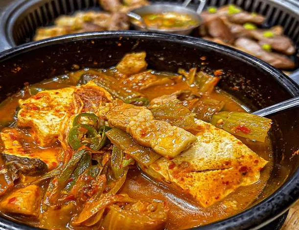 맛찬들왕소금구이 장유점