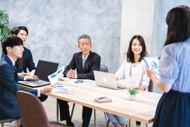 경력증명서 인터넷 발급 방법과 경력증명서 무료 양식