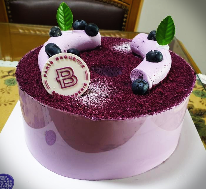 파리바게트 촉촉한 블루베리 듬뿍 쉬폰 케이크 내돈내산 후기 솔직 가격 크기 요거트 생크림 쉬폰 케익